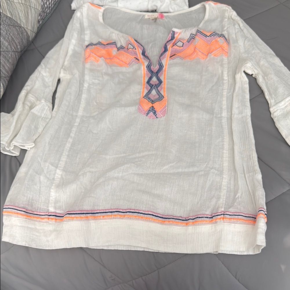Cream Graphic Tunic with Relaxed Sleeves